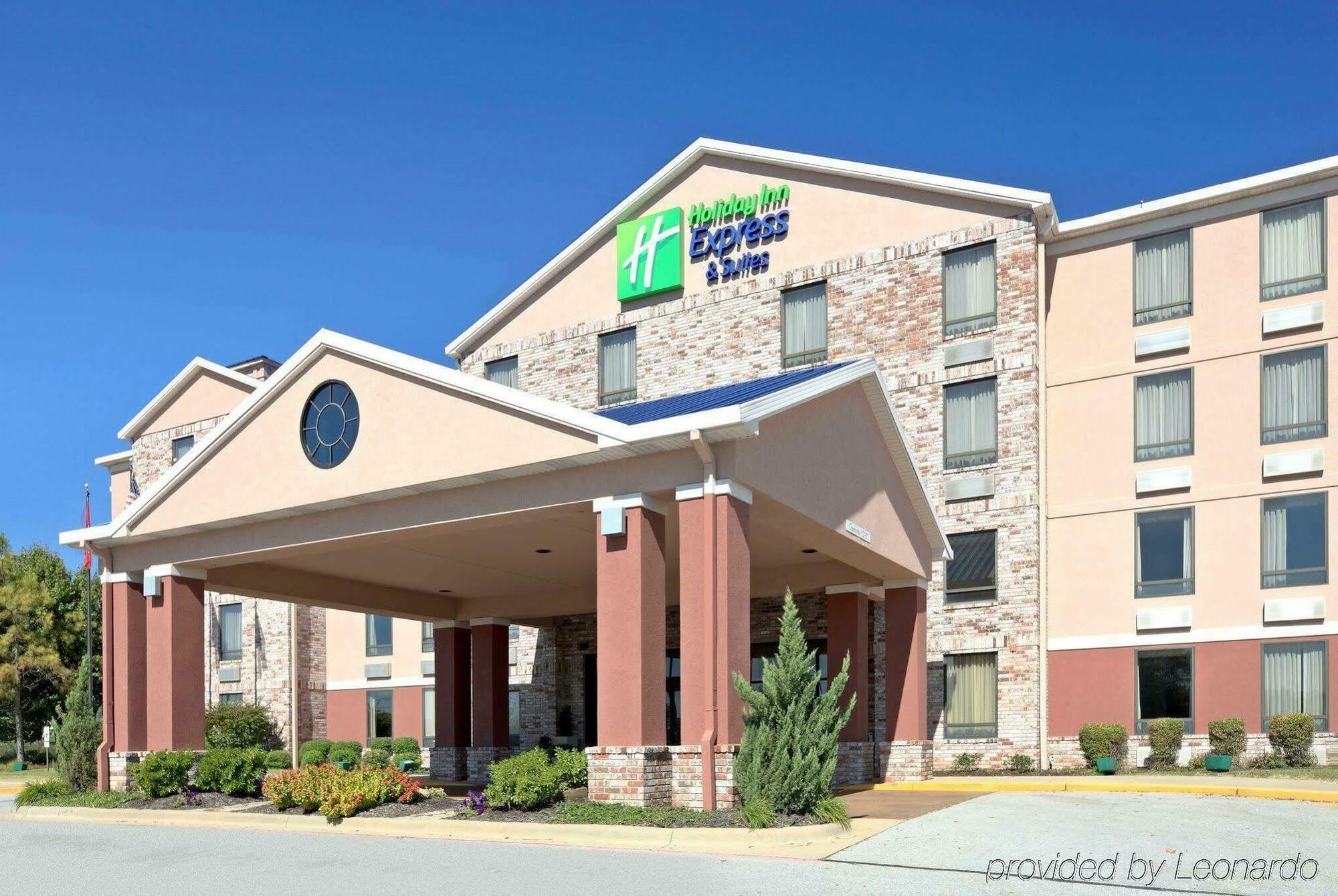 Holiday Inn Express Hotel & Suites Harrison Zewnętrze zdjęcie